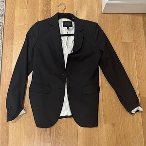 Banana republic women’s blazer (long and lean) size 2.